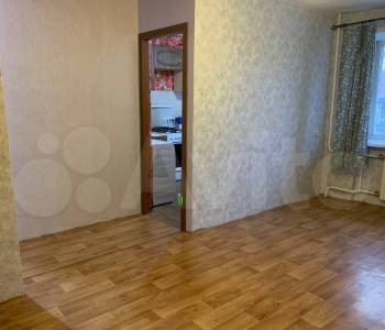 Продается 3-х комнатная квартира, 42,5 м²