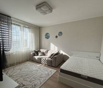 Продается 1-комнатная квартира, 37,4 м²