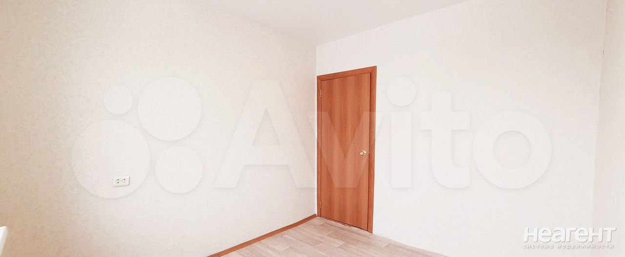 Продается Многокомнатная квартира, 85 м²