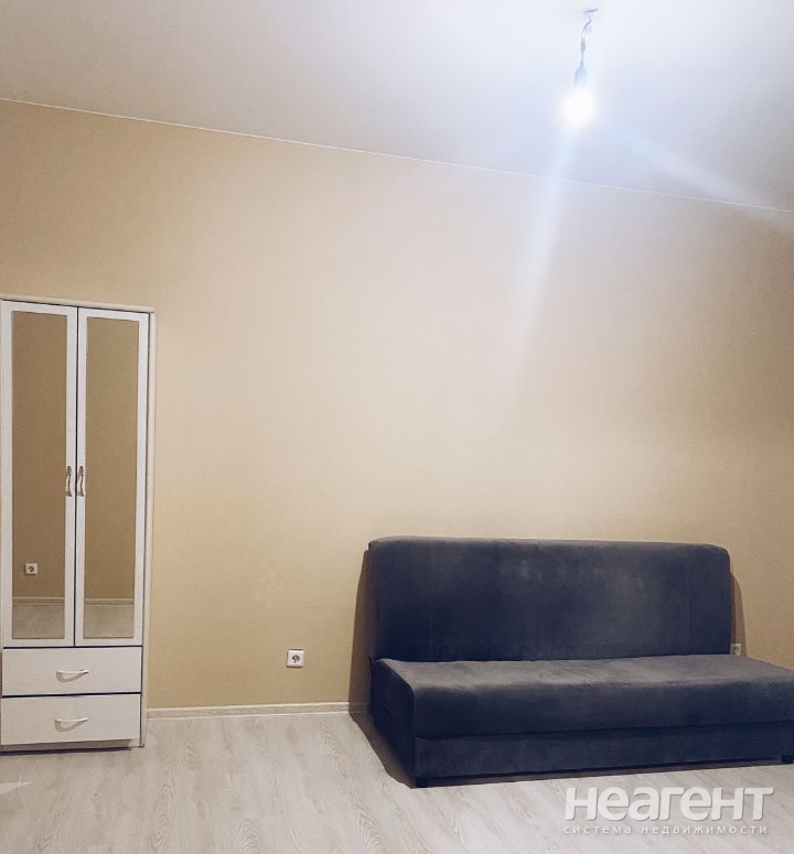 Сдается 1-комнатная квартира, 36 м²