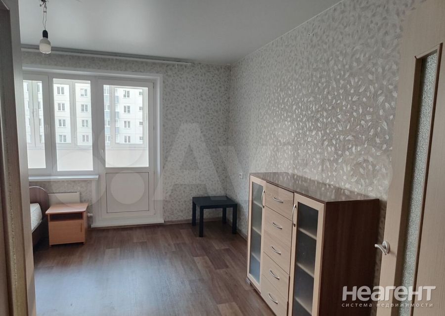 Сдается 1-комнатная квартира, 40,4 м²