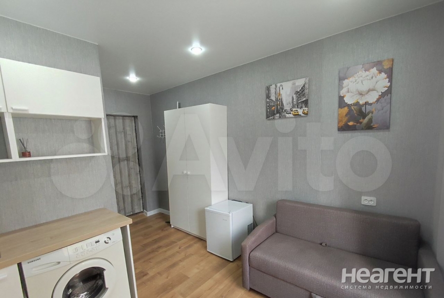 Продается 1-комнатная квартира, 12 м²