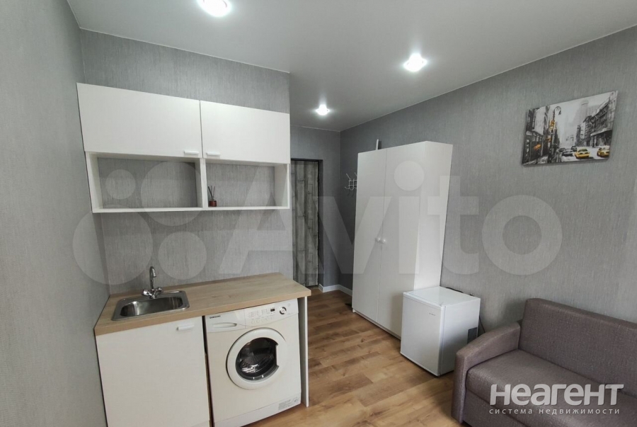 Продается 1-комнатная квартира, 12 м²