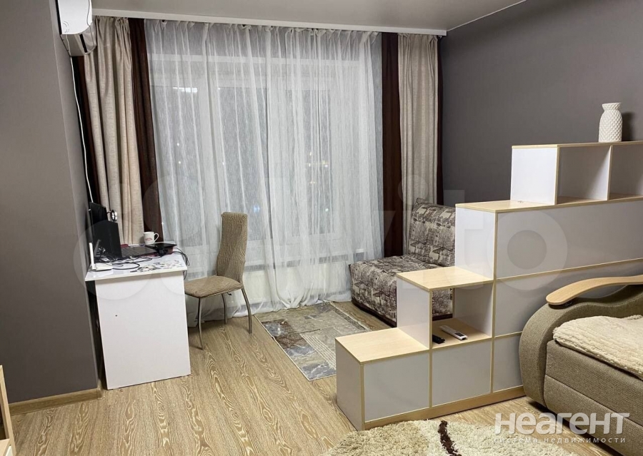 Продается 1-комнатная квартира, 41,3 м²