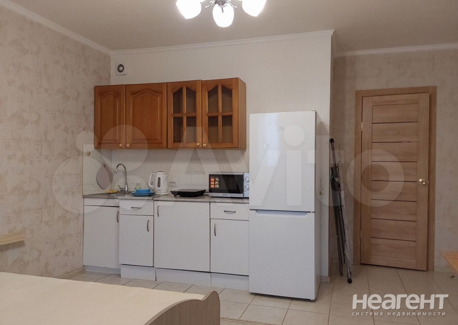 Сдается 1-комнатная квартира, 27,3 м²