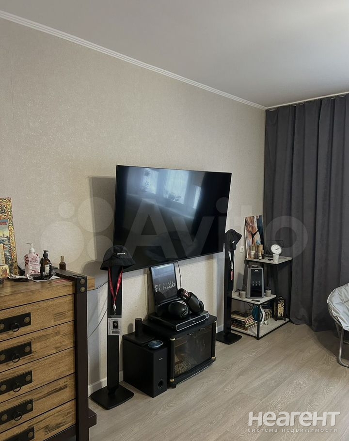 Продается 1-комнатная квартира, 44,2 м²