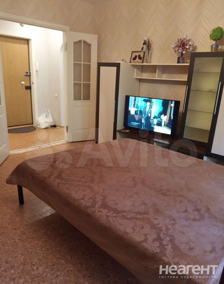 Сдается 1-комнатная квартира, 41 м²