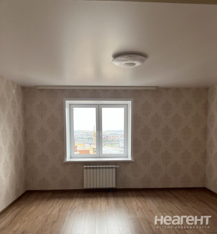 Сдается 2-х комнатная квартира, 72 м²