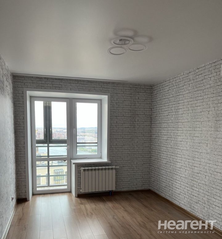 Сдается 2-х комнатная квартира, 72 м²