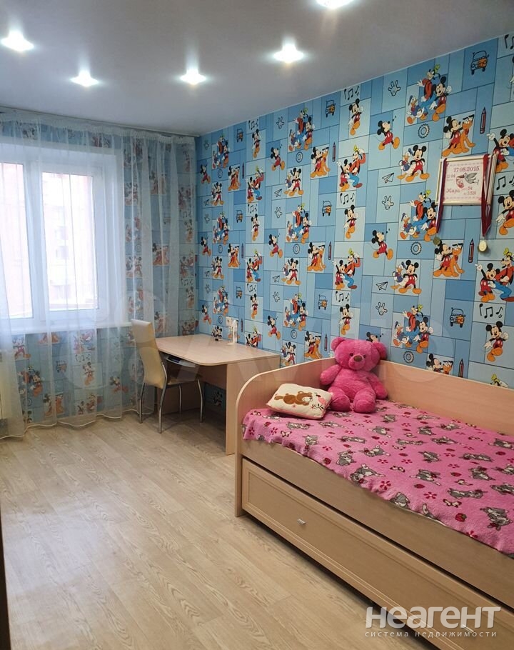 Продается Многокомнатная квартира, 78,5 м²