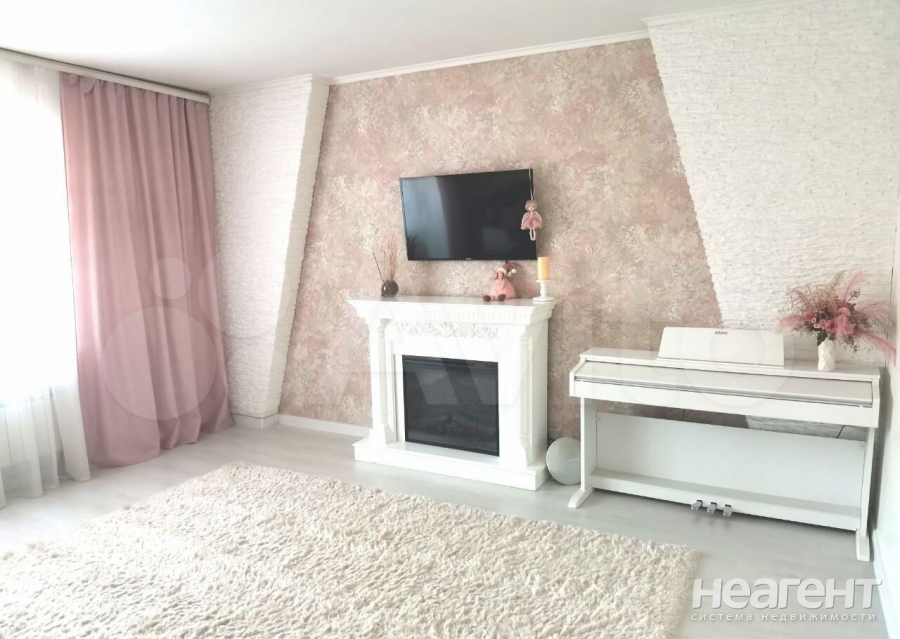 Продается Многокомнатная квартира, 110 м²