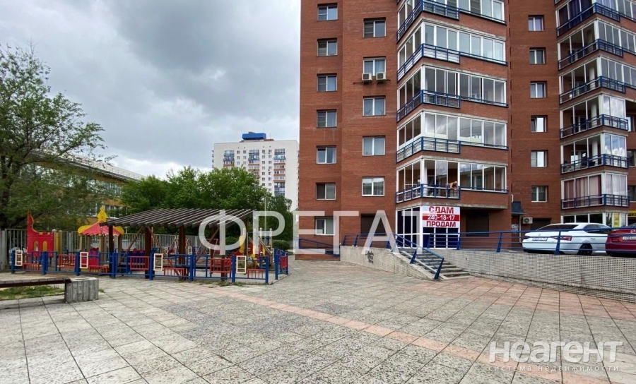 Продается 3-х комнатная квартира, 90 м²