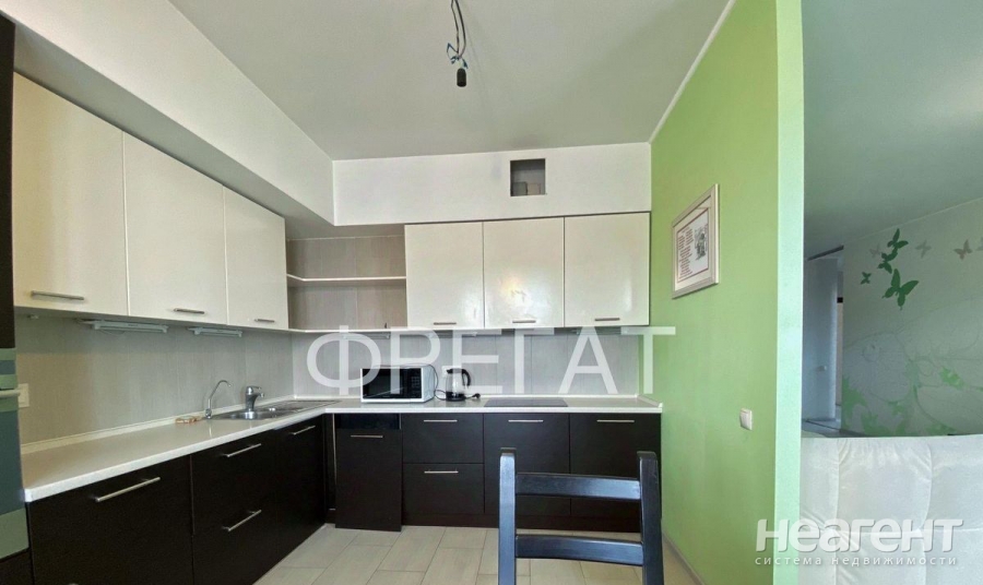 Продается 3-х комнатная квартира, 90 м²