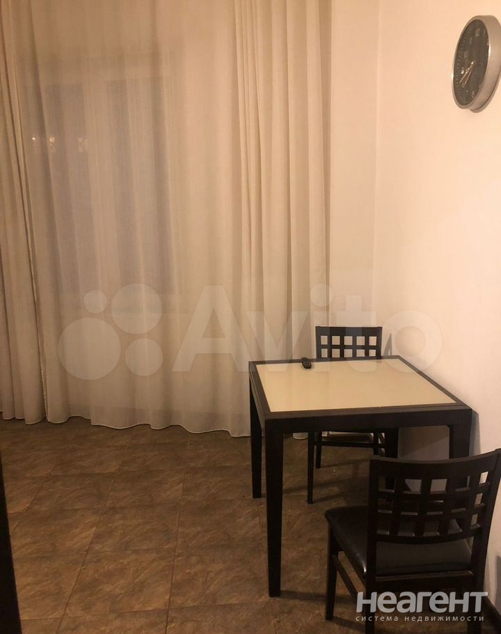 Продается Многокомнатная квартира, 132 м²