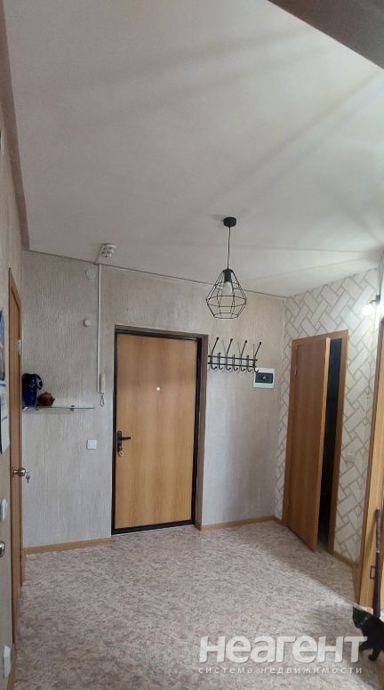 Продается 1-комнатная квартира, 40 м²