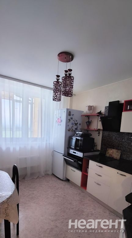 Продается 1-комнатная квартира, 40 м²