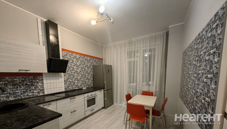 Сдается 1-комнатная квартира, 45 м²