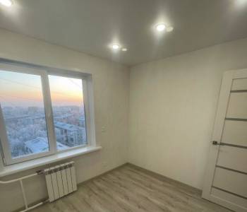 Продается Многокомнатная квартира, 70 м²