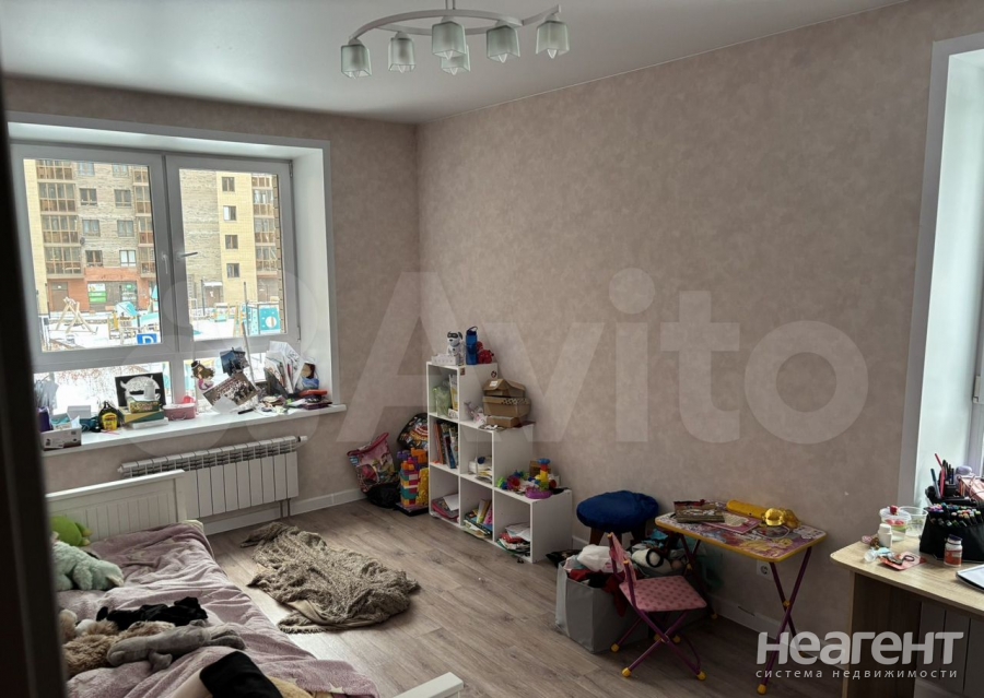 Продается Многокомнатная квартира, 97,8 м²