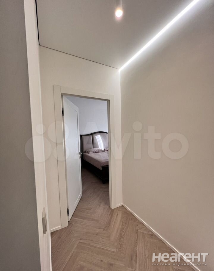 Продается Многокомнатная квартира, 100 м²