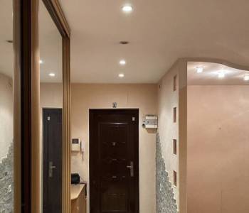 Продается Многокомнатная квартира, 82 м²