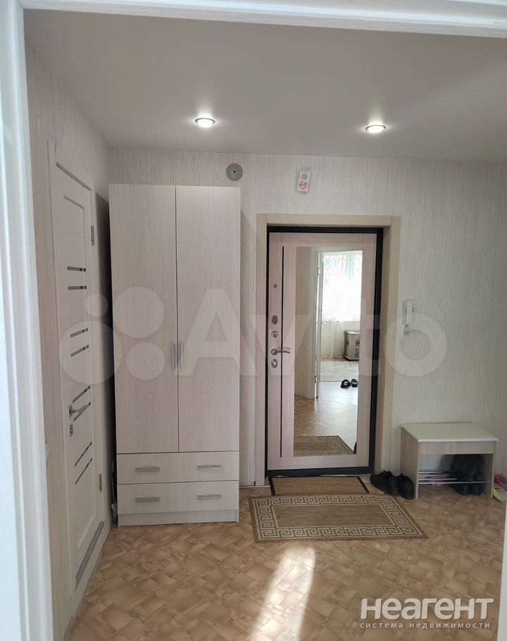 Продается 1-комнатная квартира, 44 м²