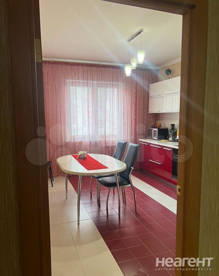 Продается 2-х комнатная квартира, 81,3 м²