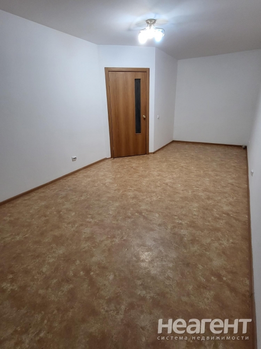 Сдается 1-комнатная квартира, 39 м²