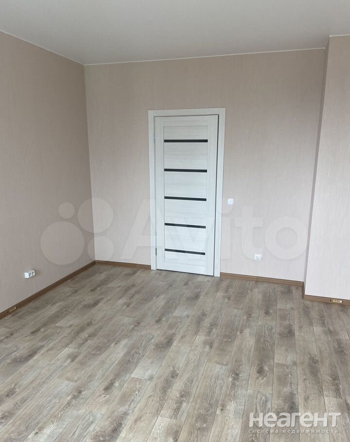 Продается 1-комнатная квартира, 30,9 м²