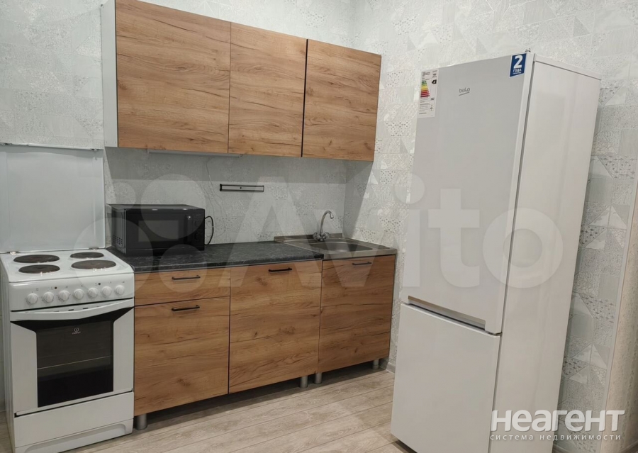 Сдается 1-комнатная квартира, 38 м²