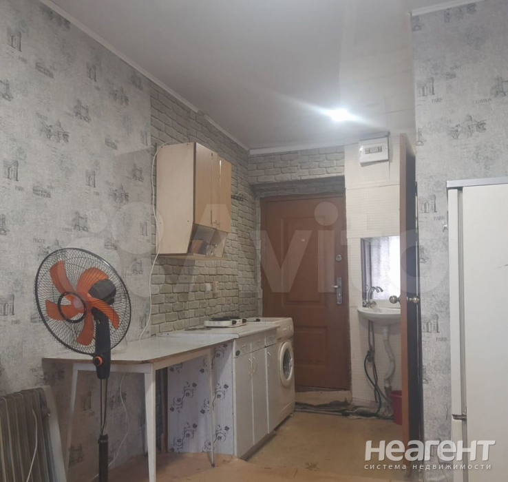 Продается 1-комнатная квартира, 14,2 м²