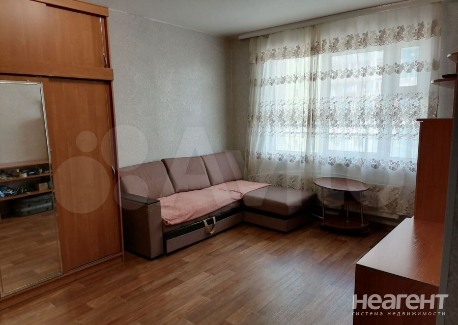 Продается 1-комнатная квартира, 39 м²