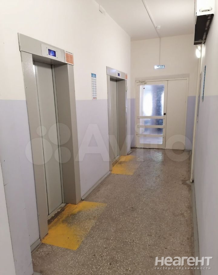 Продается 1-комнатная квартира, 39 м²