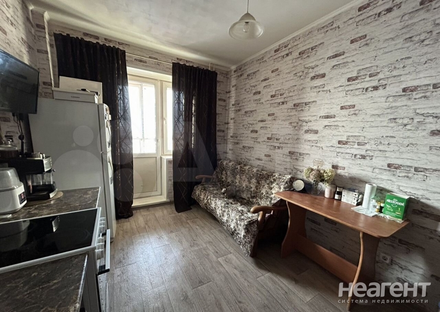 Продается 1-комнатная квартира, 35,1 м²