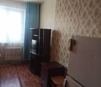 Продается 1-комнатная квартира, 14 м²