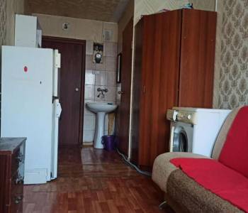 Продается 1-комнатная квартира, 14 м²