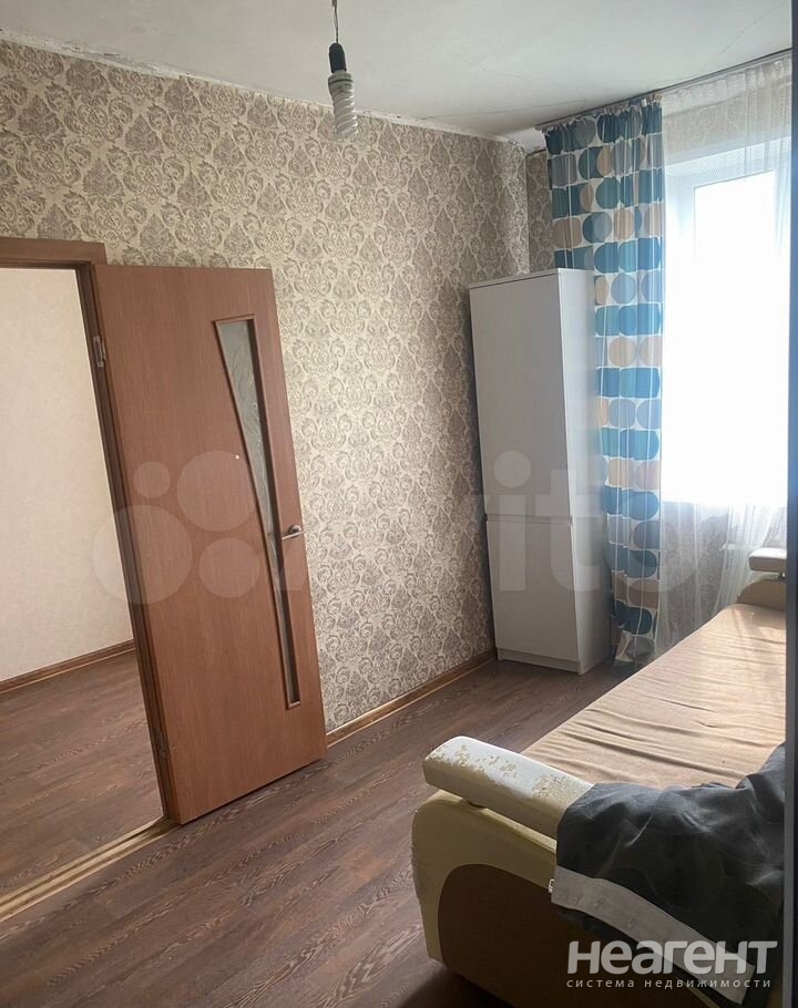 Продается 1-комнатная квартира, 32 м²