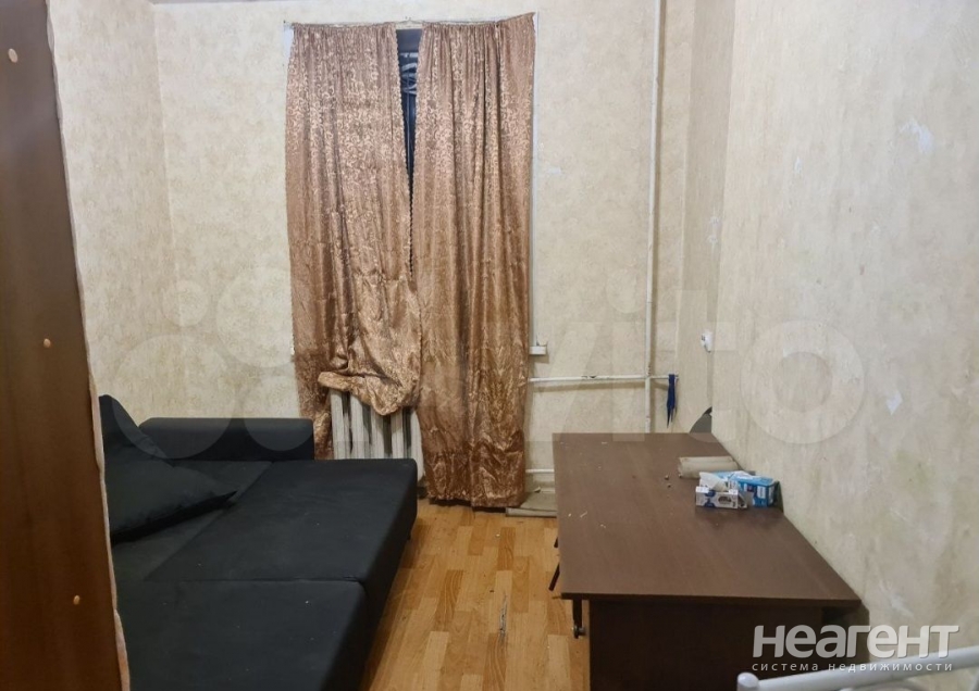 Продается Многокомнатная квартира, 99 м²