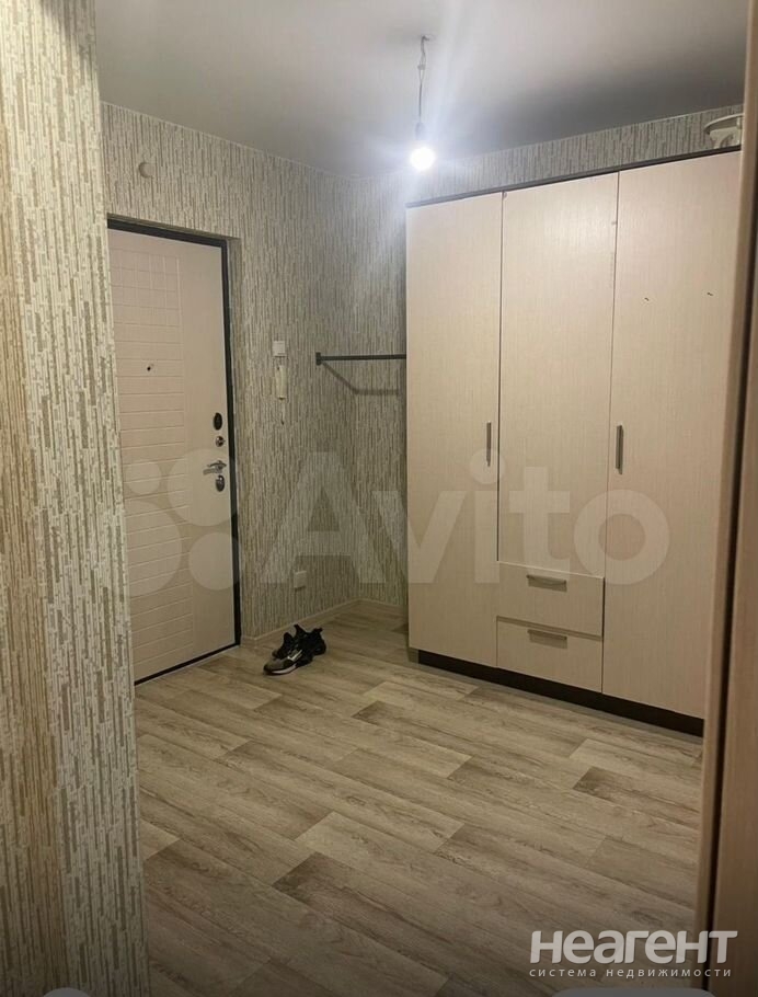 Продается 1-комнатная квартира, 51 м²