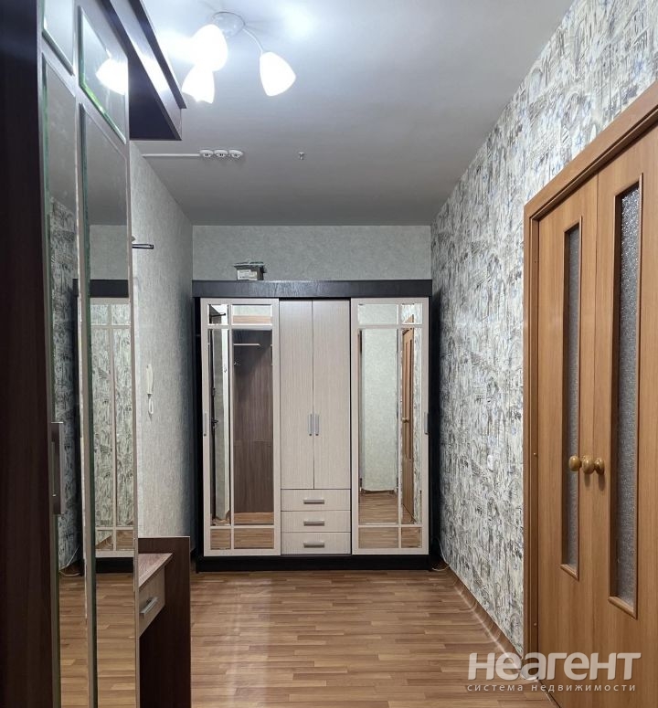 Продается 1-комнатная квартира, 39,8 м²