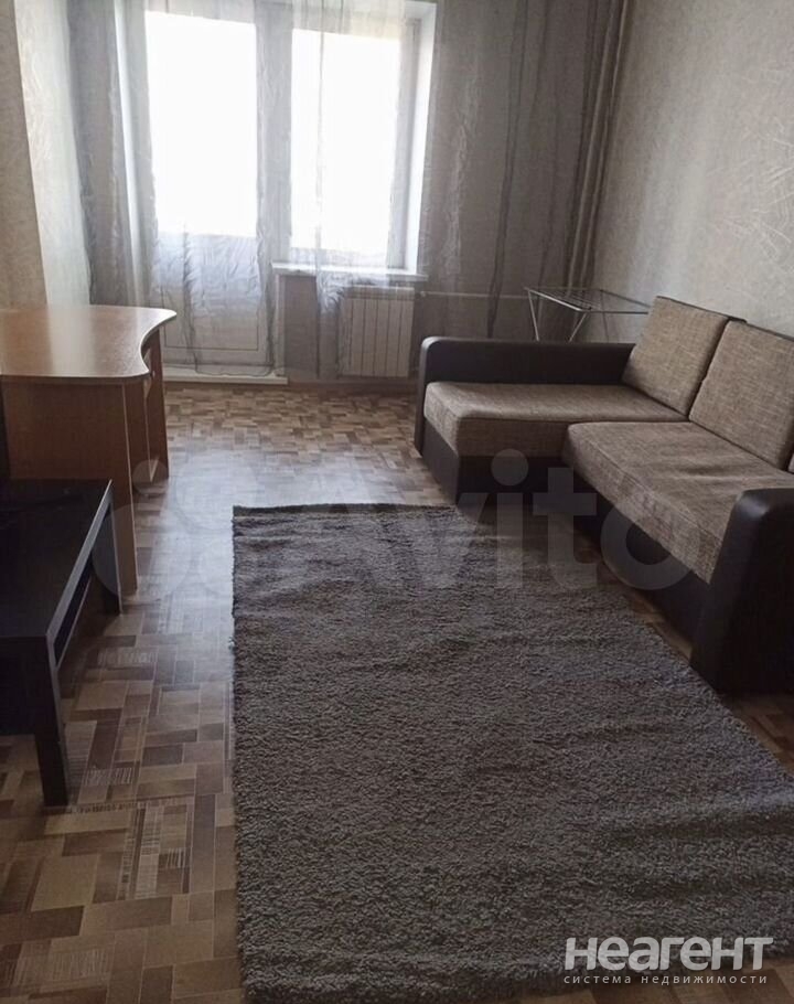 Продается 1-комнатная квартира, 43 м²