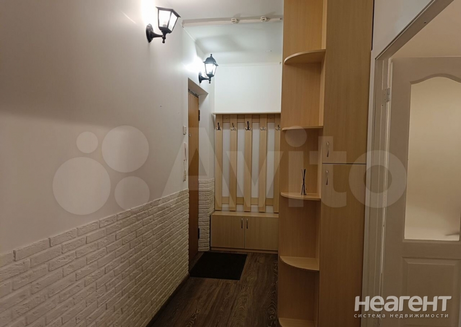 Сдается 1-комнатная квартира, 41 м²