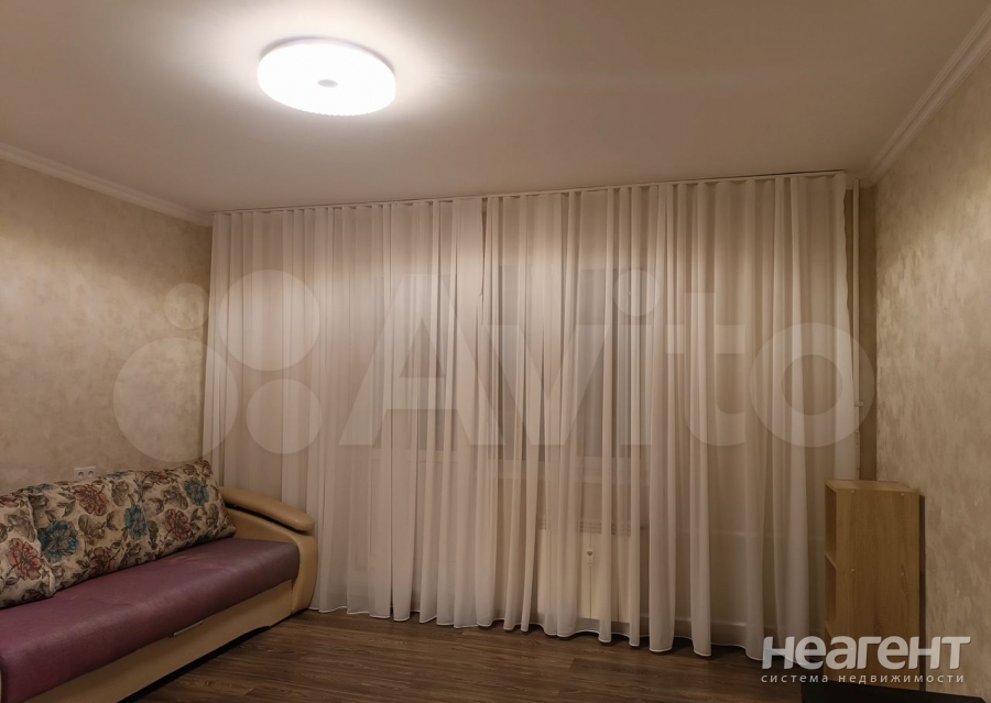 Сдается 1-комнатная квартира, 41 м²