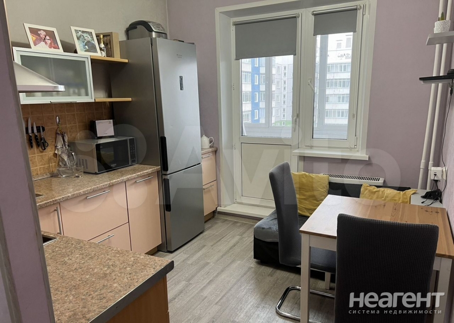 Продается 1-комнатная квартира, 32 м²