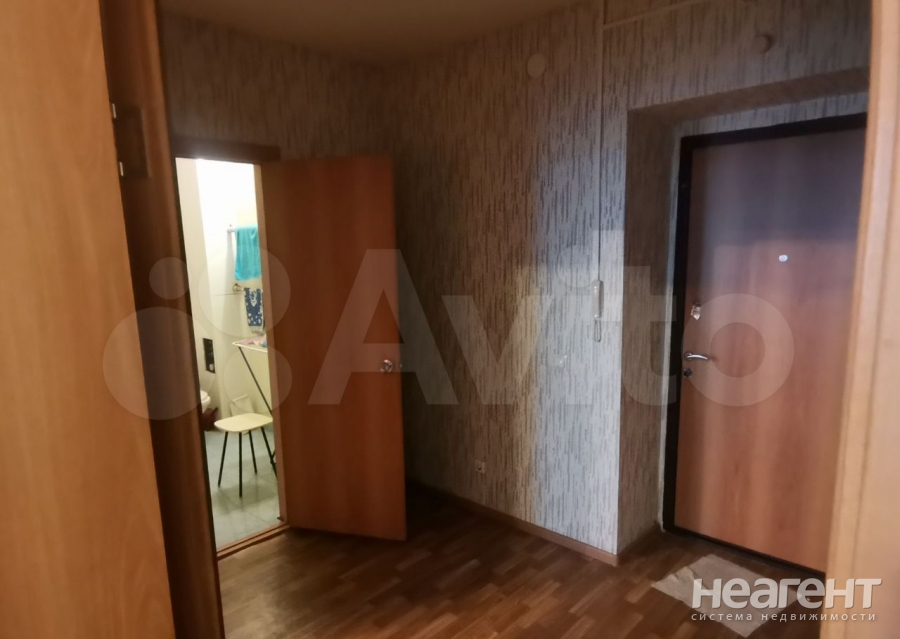 Продается 1-комнатная квартира, 44 м²