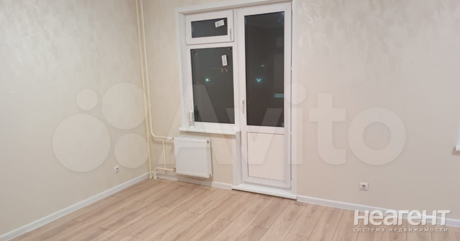 Сдается 1-комнатная квартира, 38 м²