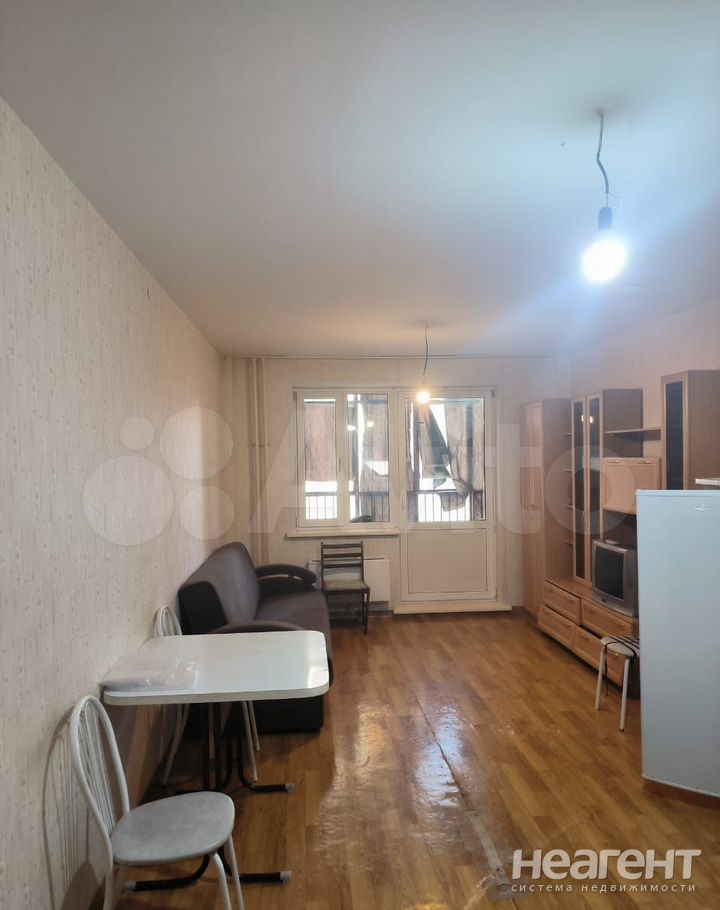 Продается 1-комнатная квартира, 27,8 м²