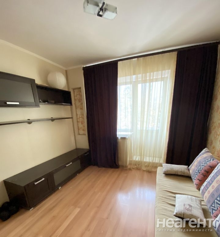 Сдается 1-комнатная квартира, 33 м²