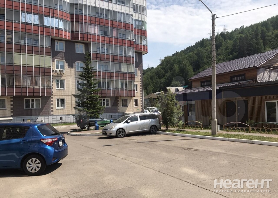 Продается 1-комнатная квартира, 44,4 м²