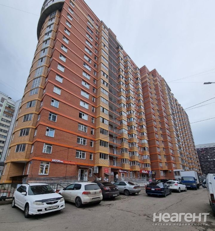 Сдается 1-комнатная квартира, 47 м²